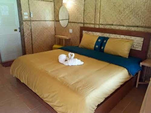 แบมบู เฮาส์ กาญจนบุรี Hotel ภายนอก รูปภาพ